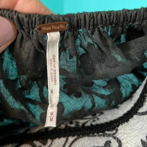 EUC Free People Cropped Blouse - Picture 6 of 8